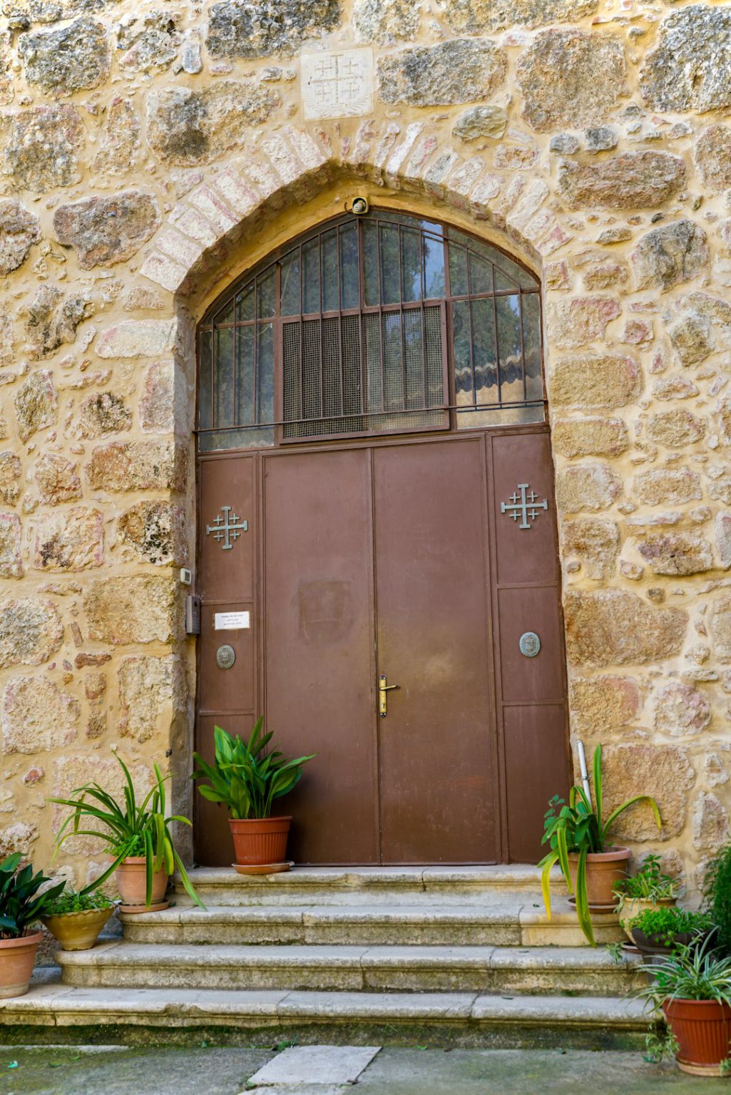 הקשר בין רב לקהילה – איך בונים אמון שמחזיק עשרות שנים